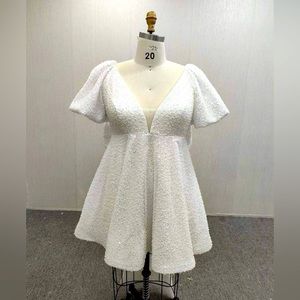 SPARKLY PARTY DRESS!